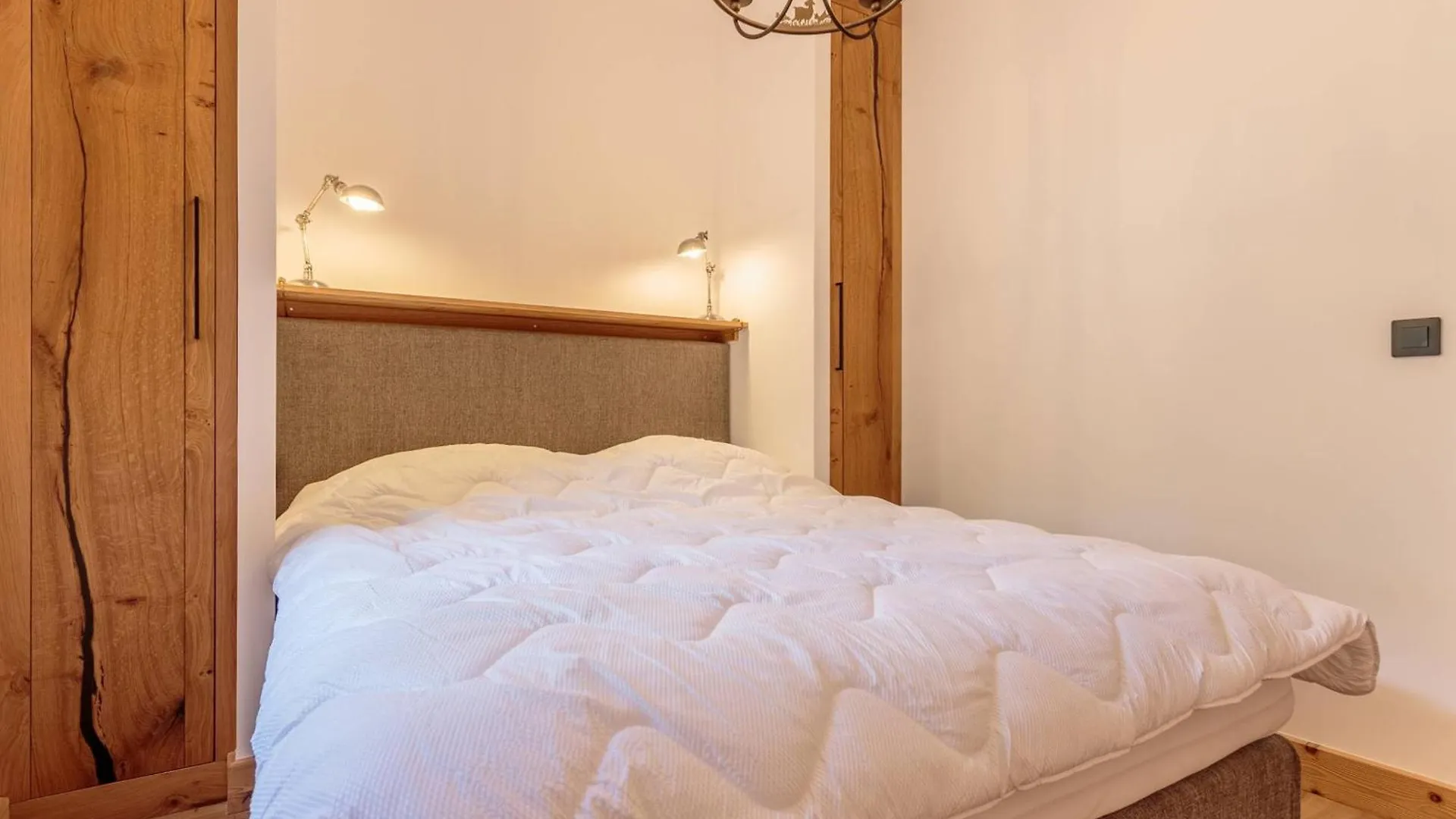 Appartement Cosy 2-4 Pers Avec Terrasse, Parking Et Wifi A Champagny-En-Vanoise - Fr-1-638-8 La Plagne Apartment