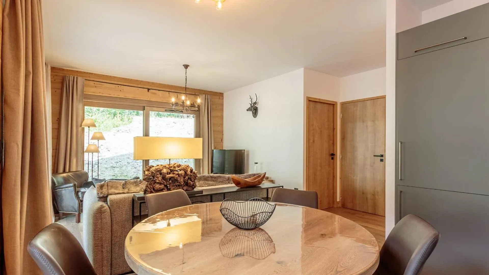 Appartement Cosy 2-4 Pers Avec Terrasse, Parking Et Wifi A Champagny-En-Vanoise - Fr-1-638-8 La Plagne 0*,